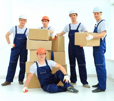 Student removals service in Dulwich with boxes and moving van support