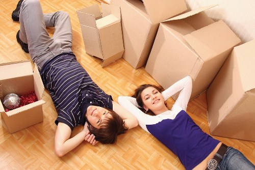 Packing and loading items for a local move in Dulwich